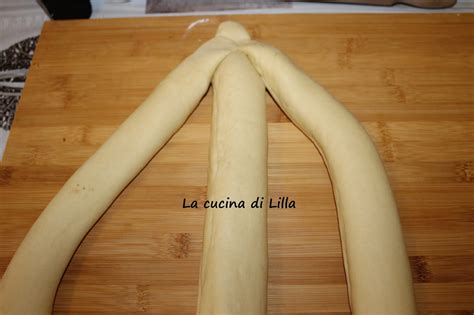 Dolci Lievitati Treccia Di Pan Brioches Alla Nutella