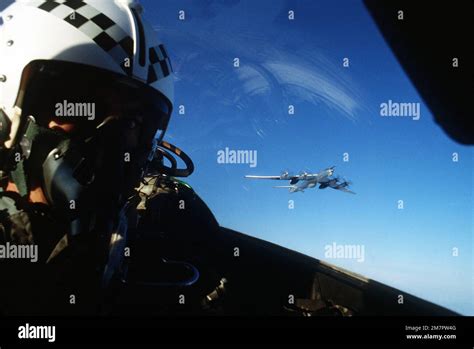 F 4 phantom cockpit hi-res stock photography and images - Alamy