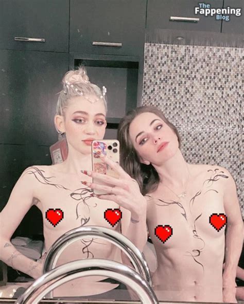 Grimes Nude Sexy Collection 17 Photos TheFappening