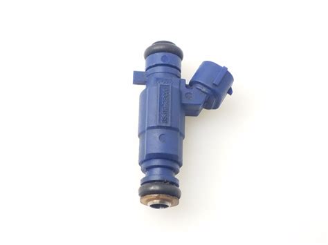Used Hyundai i30 Fuel injector 353102B000