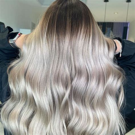 Platinum Blonde Hair Ideas For Fall Tips And Styling Ideas For