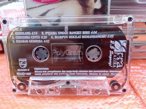 Erra Fazira 2 5 Sayang Original Kaset Hobbies Toys Music Media