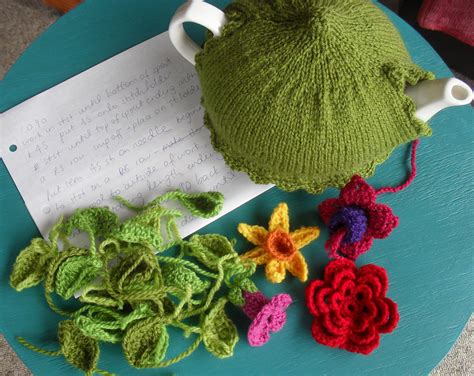 Lovely Knitted Tea Cosy Patterns