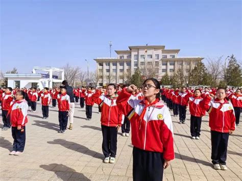 阿拉善盟行政公署 旗区新闻 阿右旗直属第二完全小学荣获“全国中小学国防教育示范学校”称号