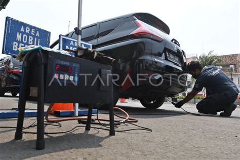 Uji Emisi Kendaraan Bermotor Di Jakarta Antara Foto