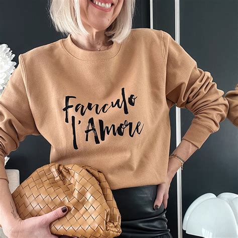 Nude Sweatshirt Fanculo L Amore By TrendyEmma