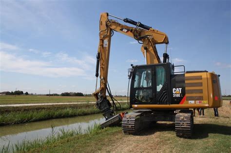 Un Cat 318 El Multitasking Macchine Edili News