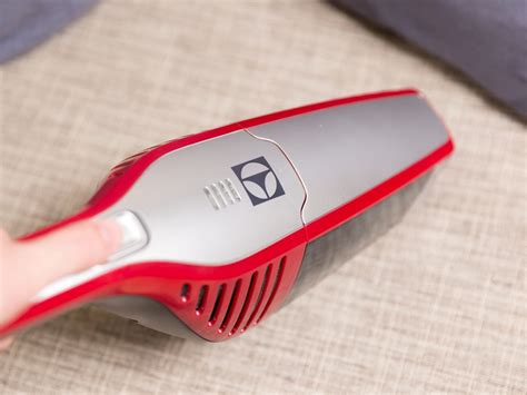 The Ergorapido offers convertible cleaning on a budget (pictures) - CNET