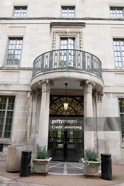 Historic Mudge House Building In The Campus Of Carnegie Mellon