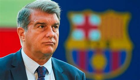 Real Madrid vs Barcelona Joan Laporta bajó a los vestuarios para