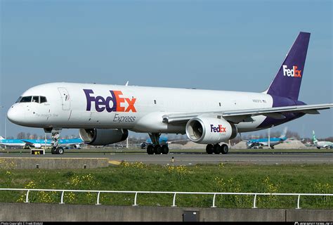 N920FD Federal Express FedEx Boeing 757 23A SF Photo By Freek