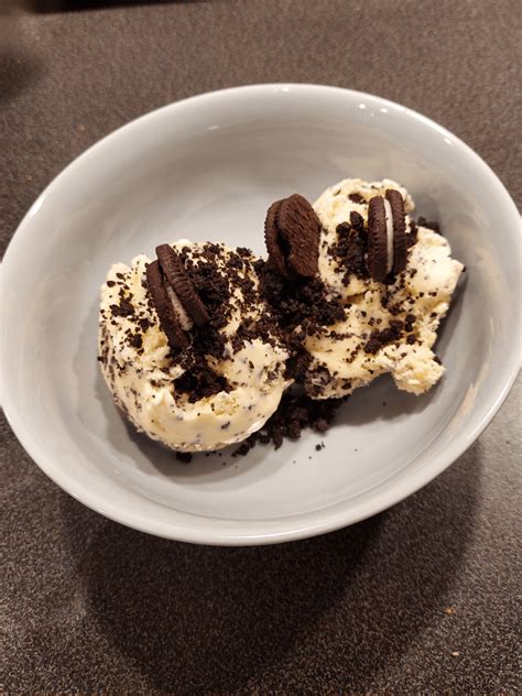 cookies 'n cream with mini oreos for garnish : r/icecreamery