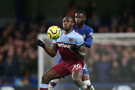 West Ham Fans React After Manuel Pellegrini Reveals Michail Antonio Was