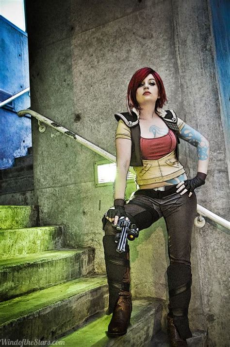 I Love The Detail In Her Costume Borderlands Cosplay Video Game Cosplay Sexy Cosplay