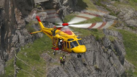 Tragedia In Valle Anzasca Donna Precipita Da Una Teleferica E Muore