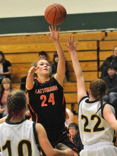 Hornets Curle Reaches 1000 Points Basketball