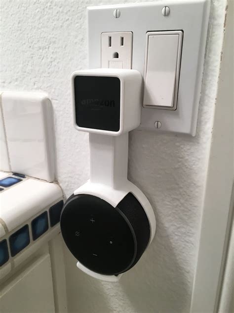 Free Stl File Amazon Echo Dot 3rd Generation Outlet Mount・3d Printing