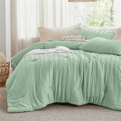 Amazon Bedsure Boho Comforter Set Queen Sage Green Tufted