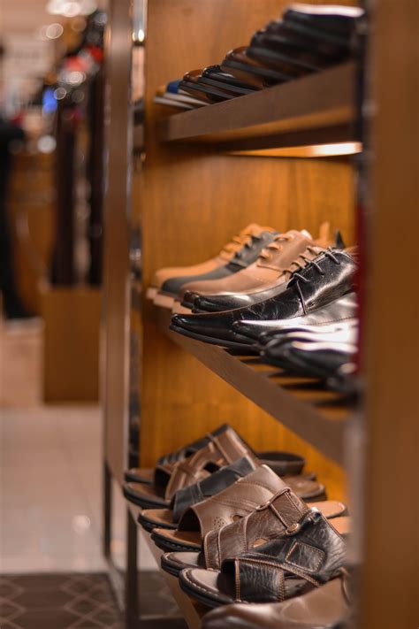 20 Creative Shoe Display Ideas For Retail Ksf Global