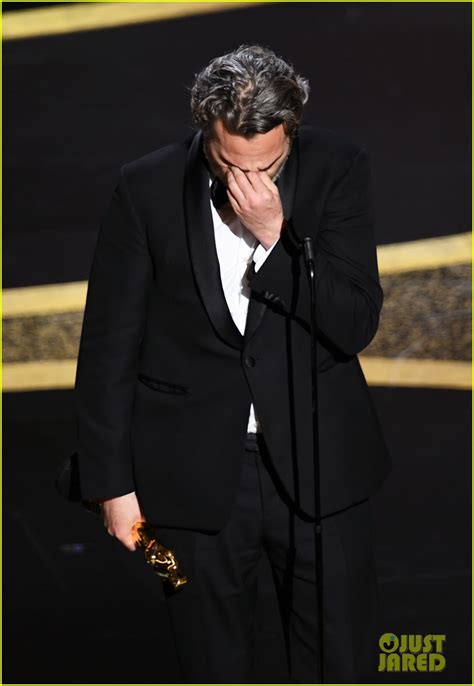 Joaquin Phoenix Wins at Oscars 2020, Uses His Speech to Promote Social ...