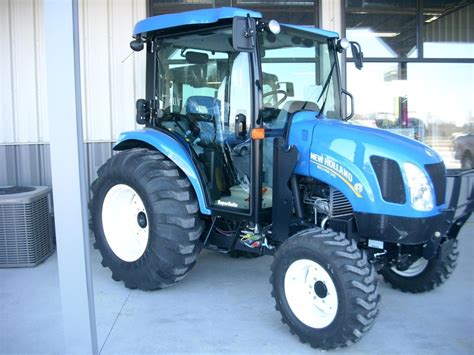 Fiche Technique New Holland Boomer 54D 2015