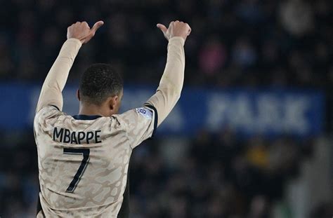 [Fabrizio Romano] Mbappe and Real Madrid are in constant negotiations to make the move happen ...