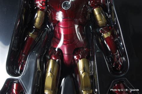 Quande的模型工房 玩具維修 hot toys 鋼鐵人 3 戰損版 退色 補色 重新上色