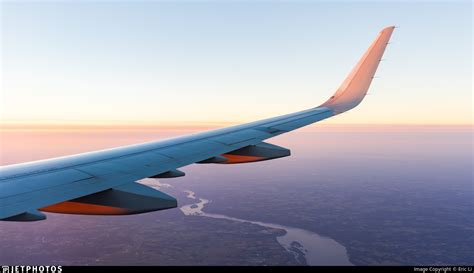 N451AN Airbus A321 253NX American Airlines Eric Li JetPhotos