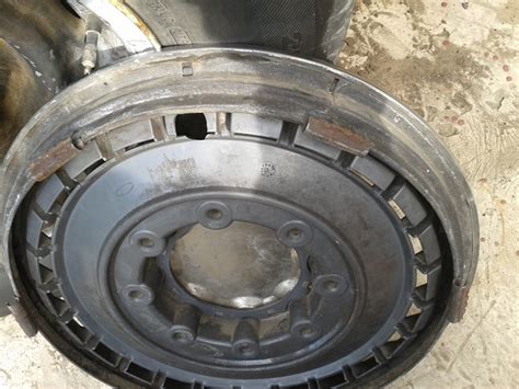 Путёвые колпаки — Ford E-Series (4G), 7,5 л, 1994 года | наблюдение ...