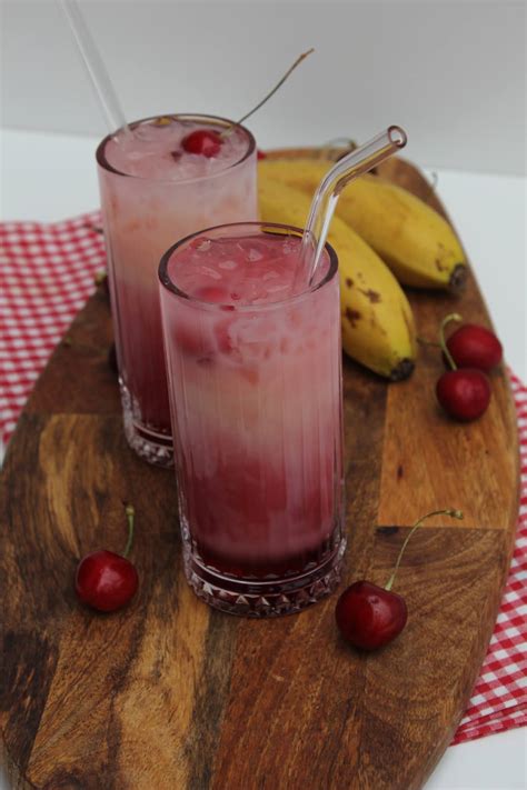 KiBa Kirsch Bananen Cocktail