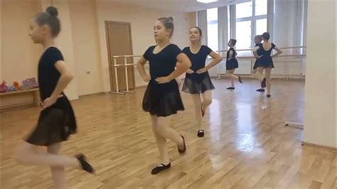 Фигурная маршировка - YouTube