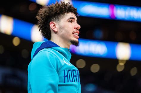 Hornets' LaMelo Ball to wear ankle braces this season