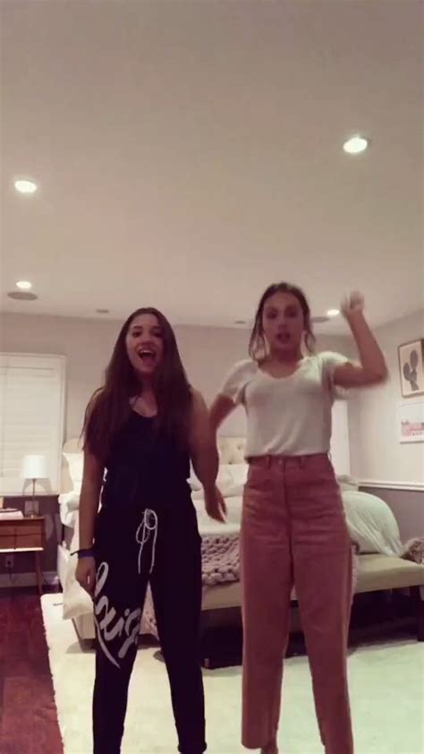 Maddie and Kenzie Ziegler - TikTok [Video] | Kenzie ziegler, Dance moms ...