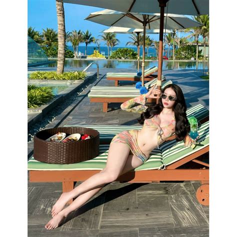 Set bikini hoa 3 món Shopee Việt Nam