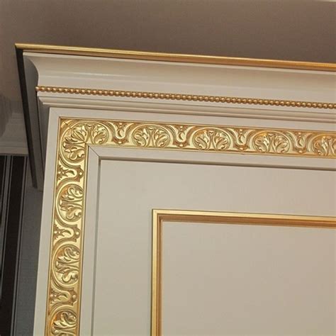 Угол шкафа в спальне в г.Ялта Современная классика отлично вписалась в ...