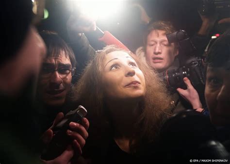 Uit Rusland Ontvluchte Pussy Riot Leider Is Nu In Litouwen