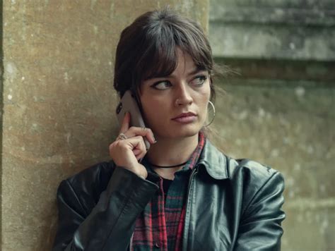 O que Emma Mackey fará após Sex Education POPline