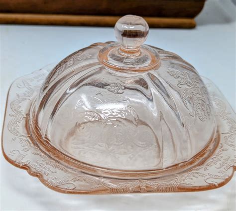 Vintage Pink Depression Glass Lidded Dome Round Butter Dish Ebay