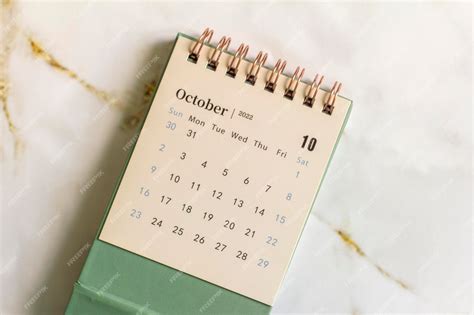 Bộ Sưu Tập October Desktop Backgrounds 2022 Với Nhiều Phong Cách độc đáo