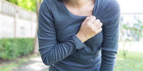 What is Self-Acceptance? 25 Exercises + Definition and Quotes 