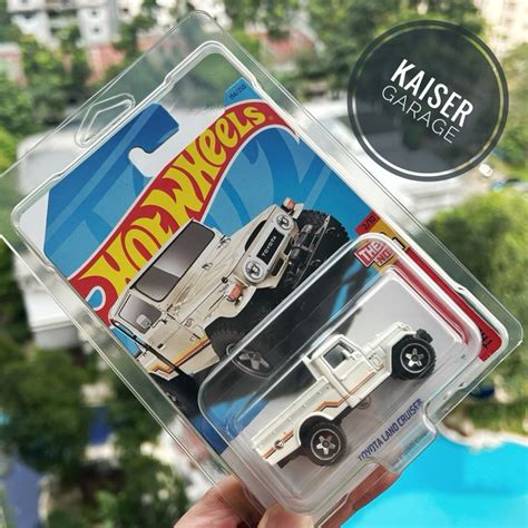 Hot Wheels Rth Toyota Land Cruiser Ivory Regular Treasure Hunt With Protector Shopee Malaysia