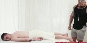 Thin Myott Hunter Bareback Horny Big Guy DILF Cain Marko Tnaflix