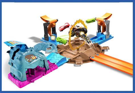 Hot Wheels Monster Trucks Akrobası Tekerleği Oyun Seti GVK