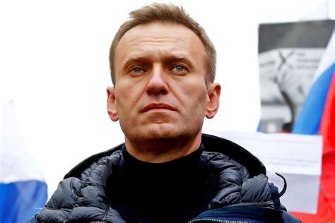 Alexei Navalny No More Staunch Putin Critic ‘fell Ill And Collapsed