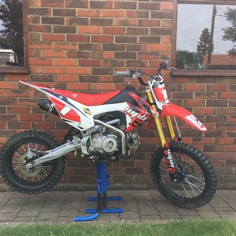 Pit Bike 140 Cc Wpbstompdemon X In Wickford Essex Gumtree