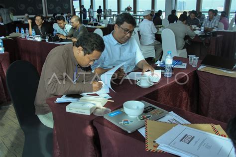 Uji Kompetensi Wartawan Di Makassar ANTARA Foto