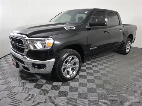 Pre Owned 2019 Ram 1500 Big Horn Lone Star 4x4 Crew Cab 5 7 Crew Cab