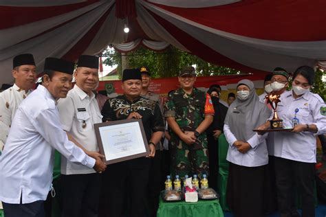 Kabupaten Kapuas Terima Piala Dan Penghargaan Kla Ini Kalteng