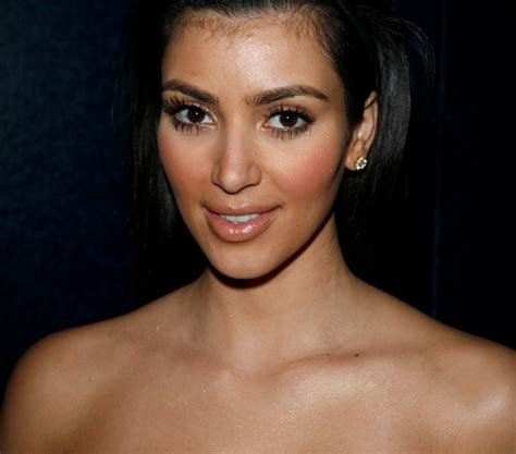 Kim Kardashian's Throwback Photo From 2007 Has Fans Doing a Double Take