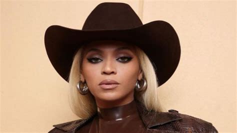 Beyonce Rides High Cowboy Carter Gallops To No 1 On Billboard 200 Public Tv English